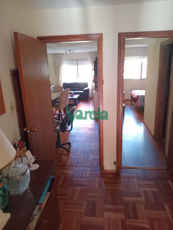 Apartamento ID.22652 - Venta apartamento, Malvin,3 dorm, 3 baños, patio con parrillero y cochera