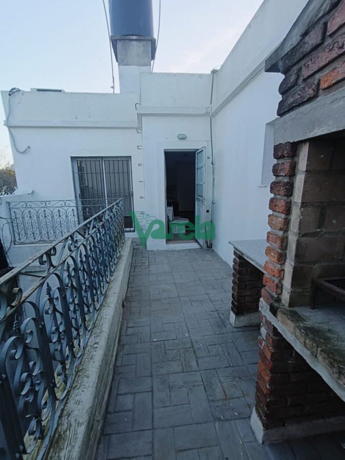 Apartamento ID.22728 - Venta de 2 apartamentos en Cordon, uno de 3 dormitorios y un monoambiente