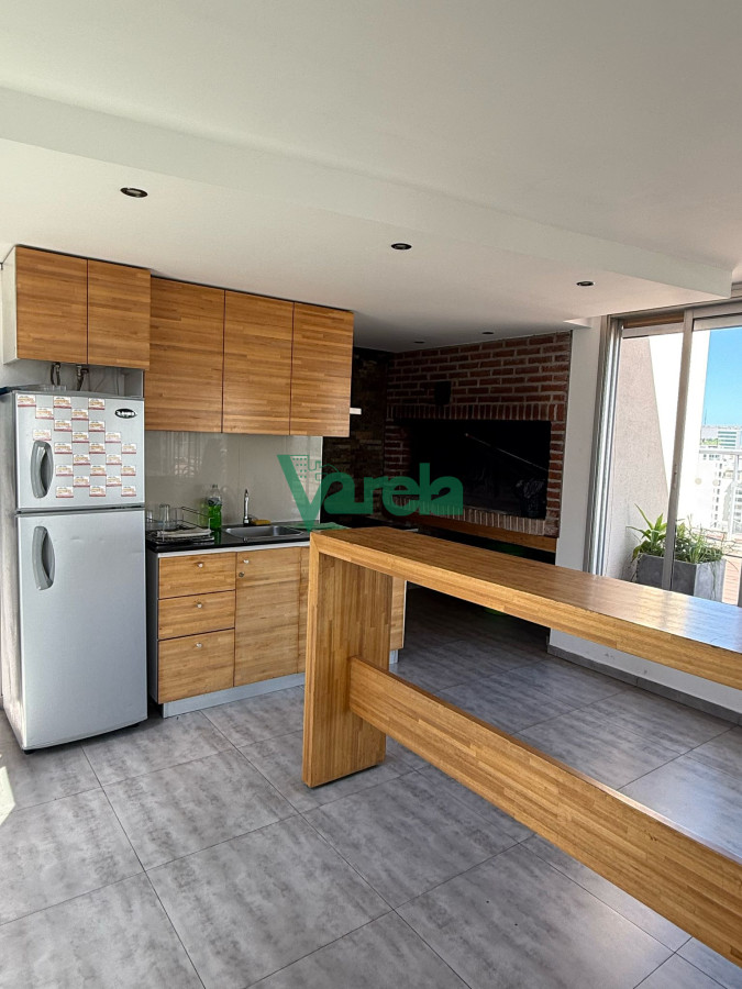 Apartamento ID.22575 - Venta Apartamento 2 dormitorios 1 baño Garage Tres Cruces Porteria