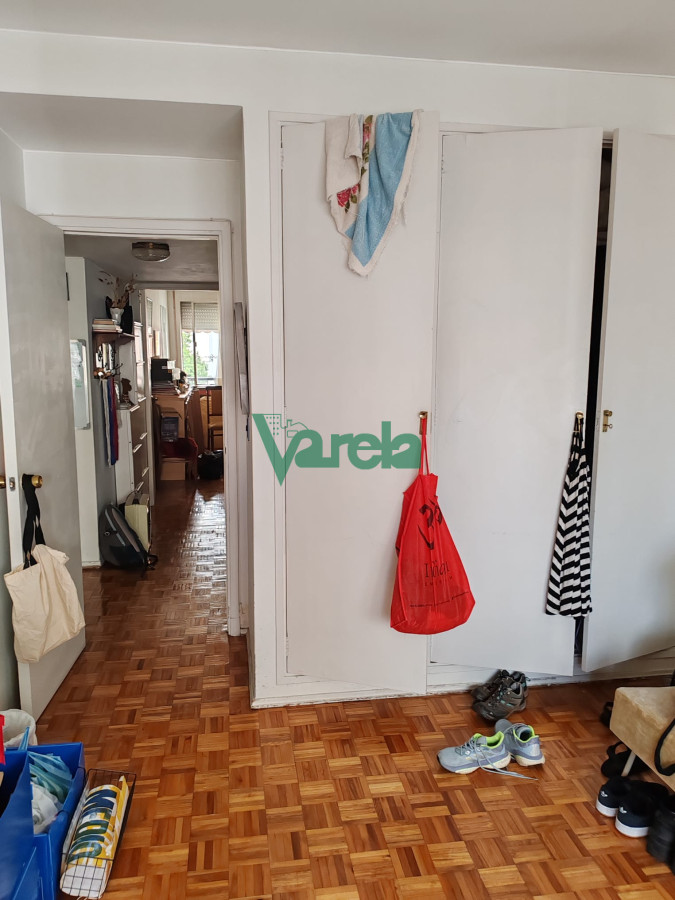 Apartamento ID.22572 - Venta apartamento Pocitos, 3 dormitorios, servicio, 3 baños, garage