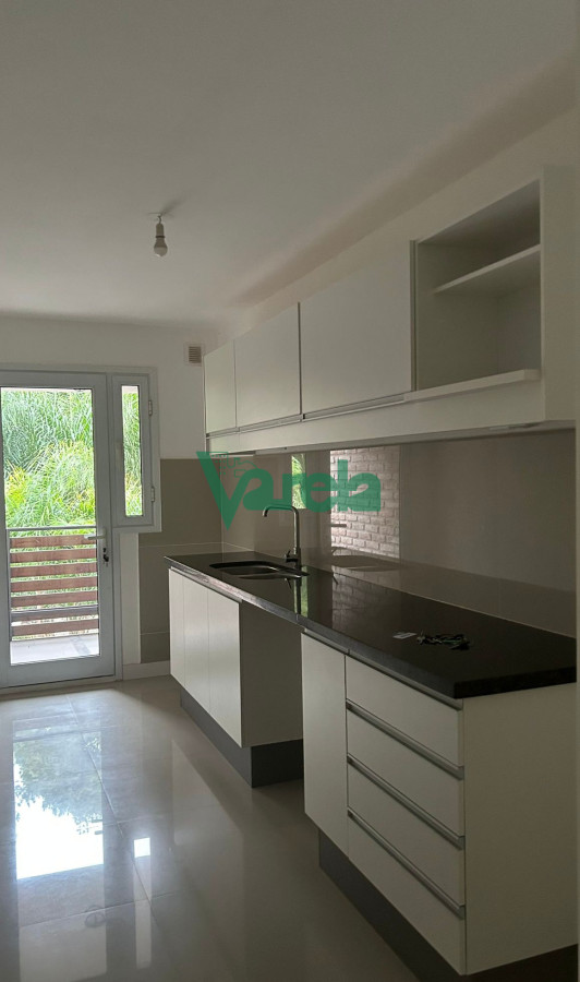 Apartamento ID.22245 - Venta apartamento, Haras del Lago ,1 dormitorios, garage, parrillero