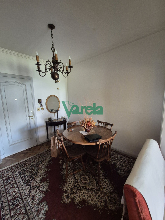 Apartamento ID.22760 - Venta apartamento Tres Cruces, 3 dormitorios, terraza, 2 baños