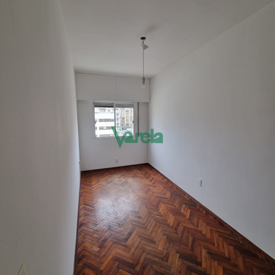 Apartamento ID.21902 - Alquiler apartamento 2 dorm Colonia esq Roxlo
