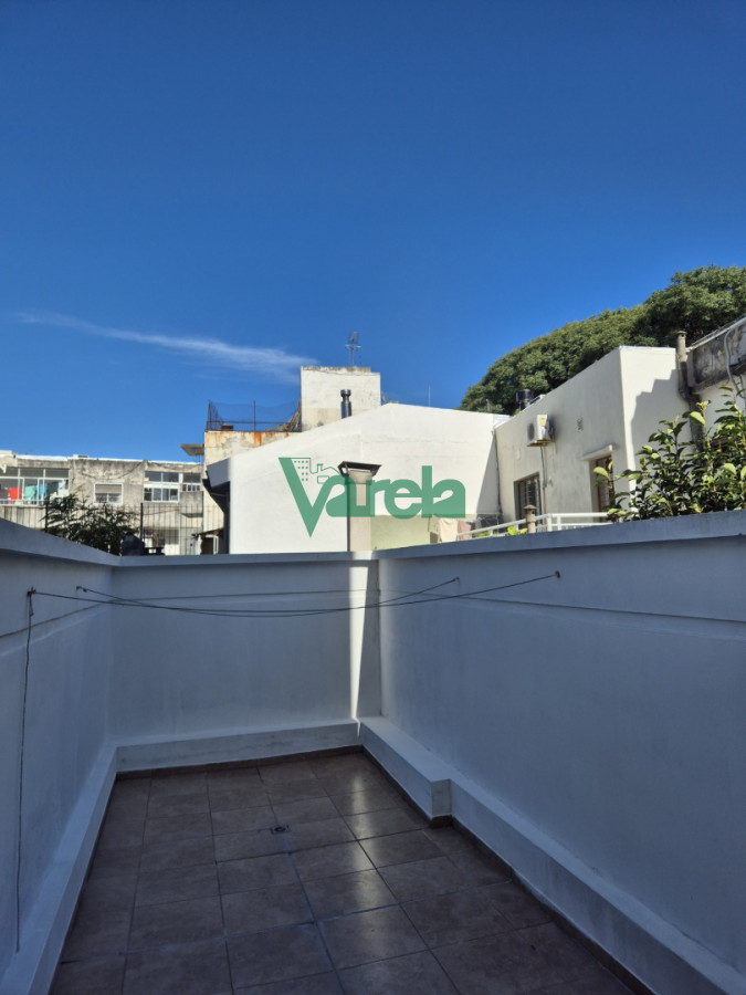 Apartamento ID.23043 - Venta de apartamento, Pocitos, 1 dormitorio con terraza y patio