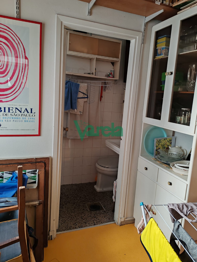 Apartamento ID.22572 - Venta apartamento Pocitos, 3 dormitorios, servicio, 3 baños, garage