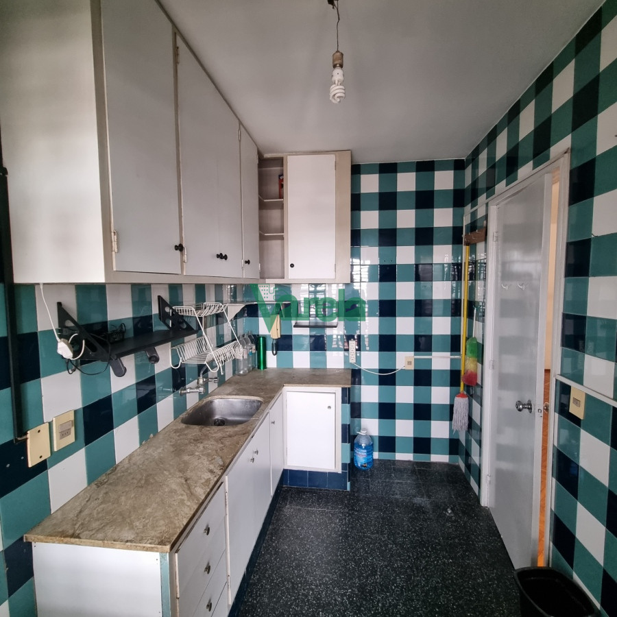 Apartamento ID.21902 - Alquiler apartamento 2 dorm Colonia esq Roxlo