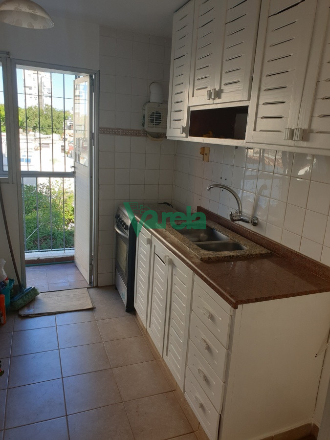 Apartamento ID.21460 - Alquiler apartamento Pocitos, 3 dormitorios, terraza, ascensor