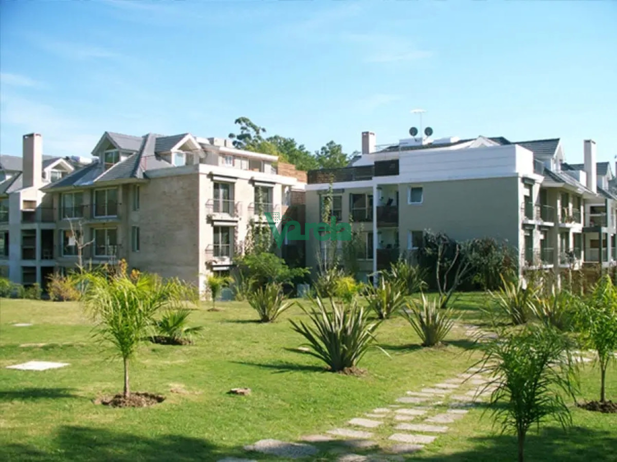 Apartamento ID.22215 - Venta apartamento en Háras de Lago, sobre Interbalnearia proimo a Car One