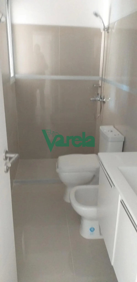 Apartamento ID.22215 - Venta apartamento en Háras de Lago, sobre Interbalnearia proimo a Car One