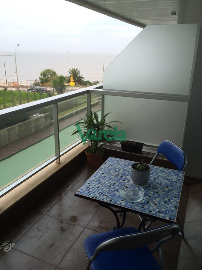 Apartamento ID.22598 - venta apartamento rambla malvin buen edificio 3 dormitorios