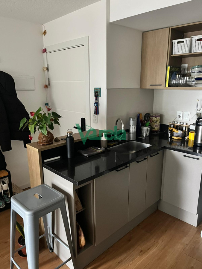 Apartamento ID.22743 - Apartamento en alquiler en La Blanqueada 1 dormitorio, living con terraza, aire acondicionado