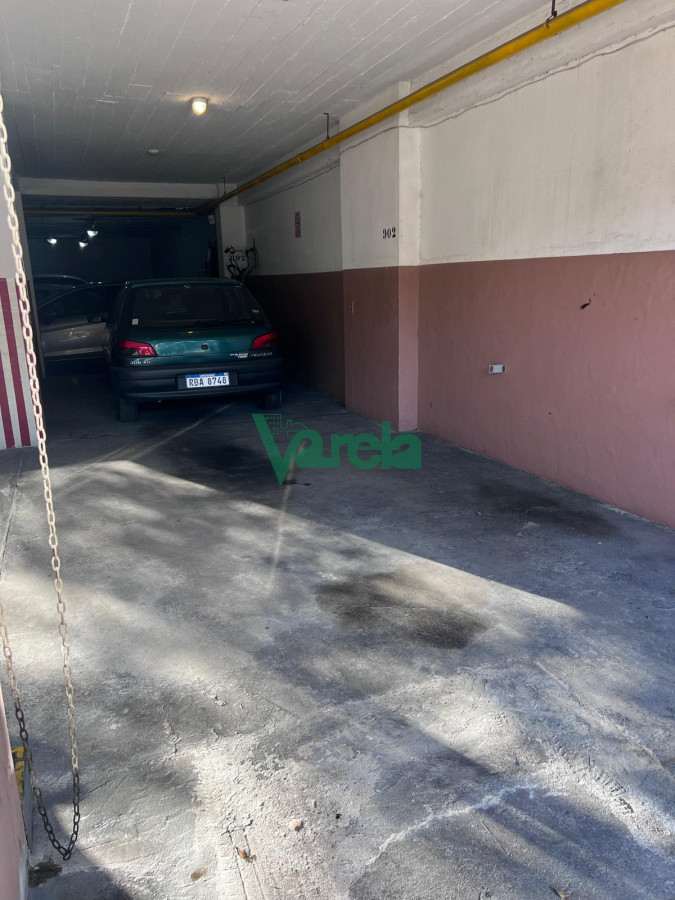 Apartamento ID.21873 - Venta apartamento Pocitos 2 dormitorios, escritorio 2 baños, garage