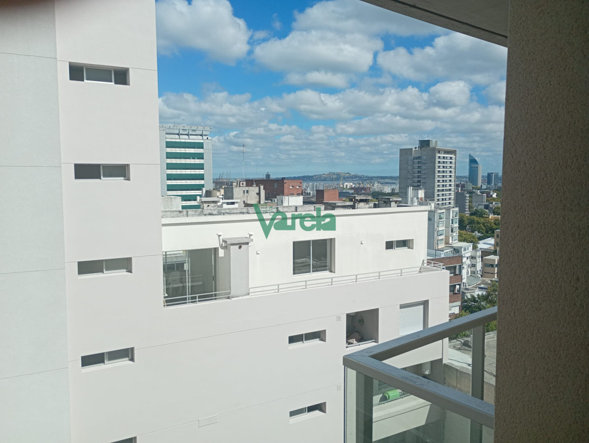 Apartamento ID.23004 - Venta apartamento, estrena en Cordon, 2 dorm, garaje, sobre 18