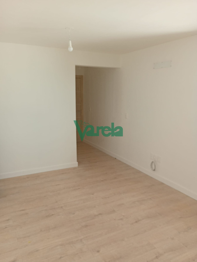 Apartamento ID.23004 - Venta apartamento, estrena en Cordon, 2 dorm, garaje, sobre 18