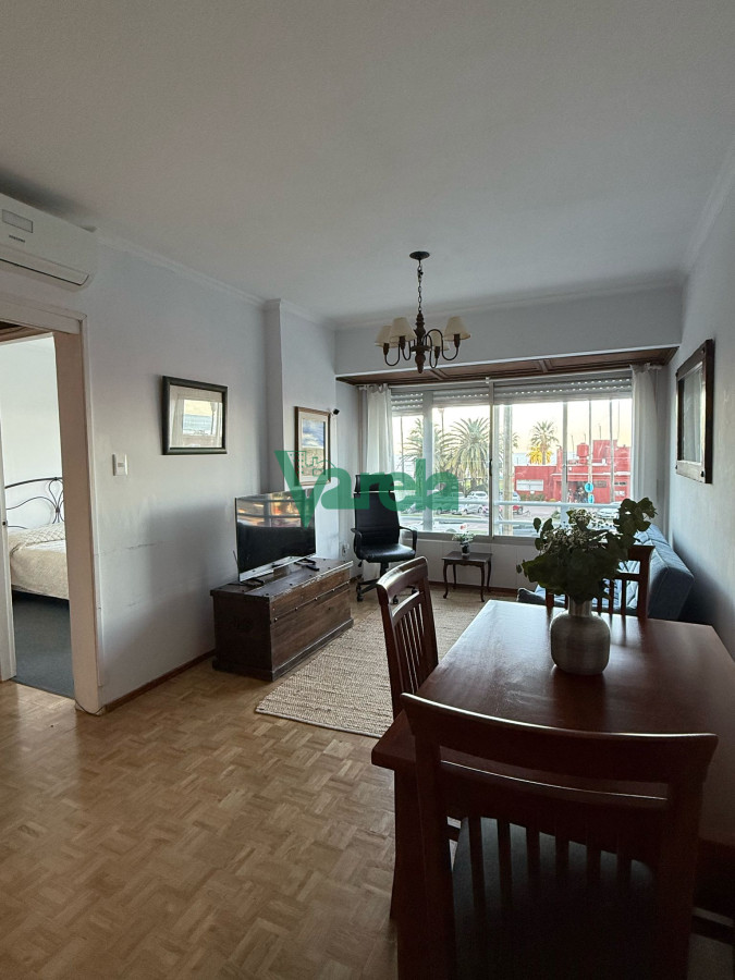 Apartamento ID.22606 - Alquiler apartamento 2 dormitorios Punta Carretas Amueblado