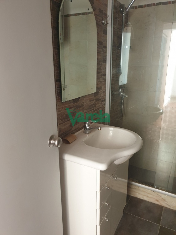 Apartamento ID.21460 - Alquiler apartamento Pocitos, 3 dormitorios, terraza, ascensor