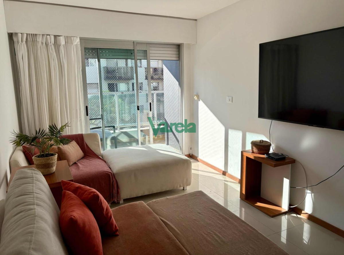 Apartamento ID.22573 - Venta Apartamento 2 Dormitorios 2 Baños Garage Piscina P Carretas