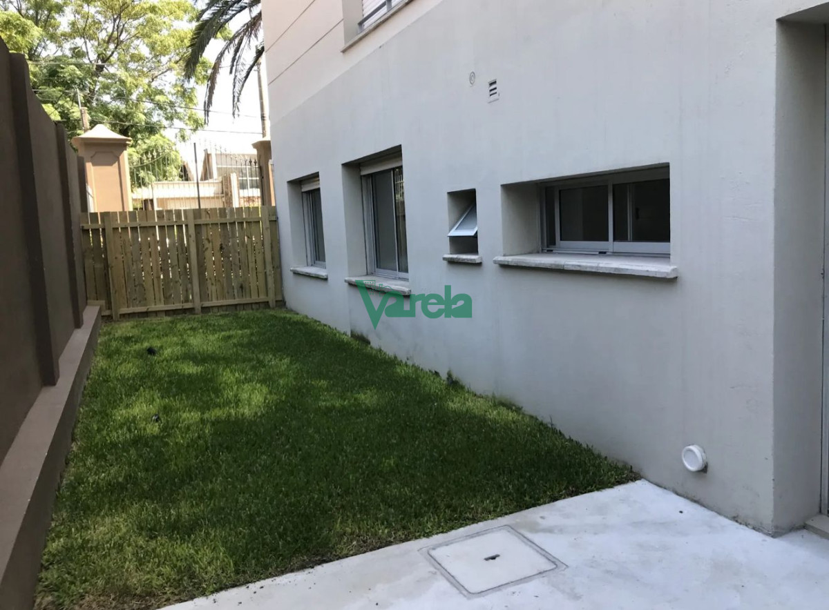 Apartamento ID.22848 - Venta Apartamento 2 Dormitorios 1 Baño Garage Patio Prado