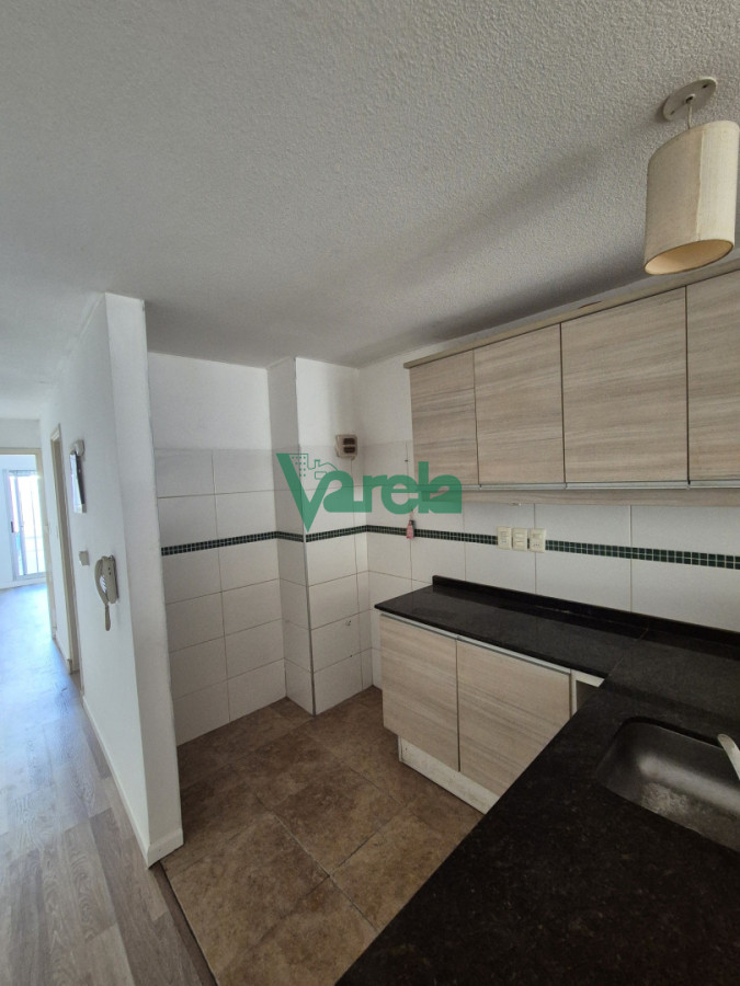 Apartamento ID.23043 - Venta de apartamento, Pocitos, 1 dormitorio con terraza y patio