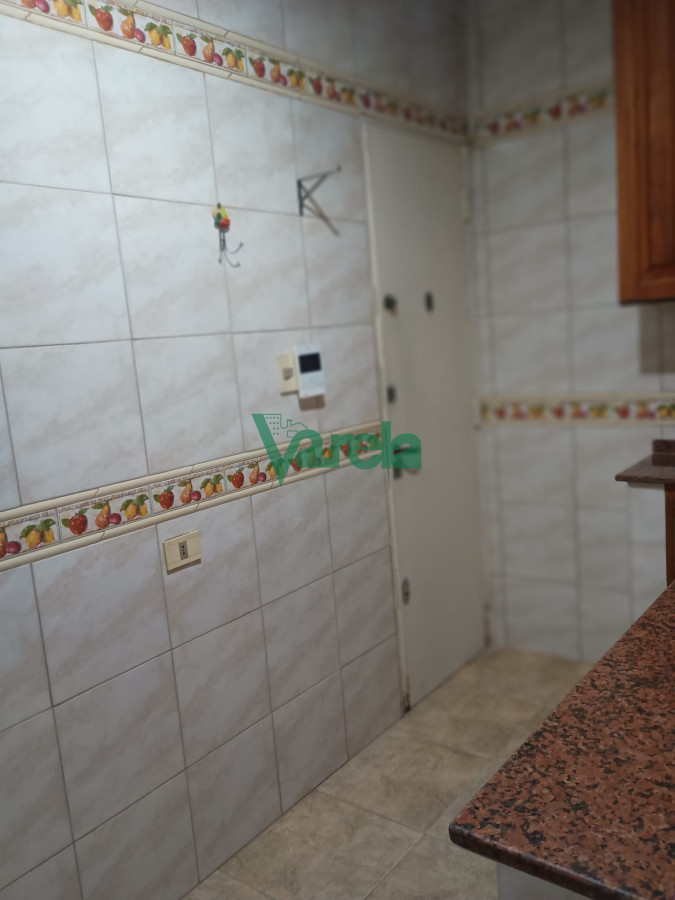 Apartamento ID.22725 - Alquiler Apartamento 3 Dormitorios servicio garage punta carretas