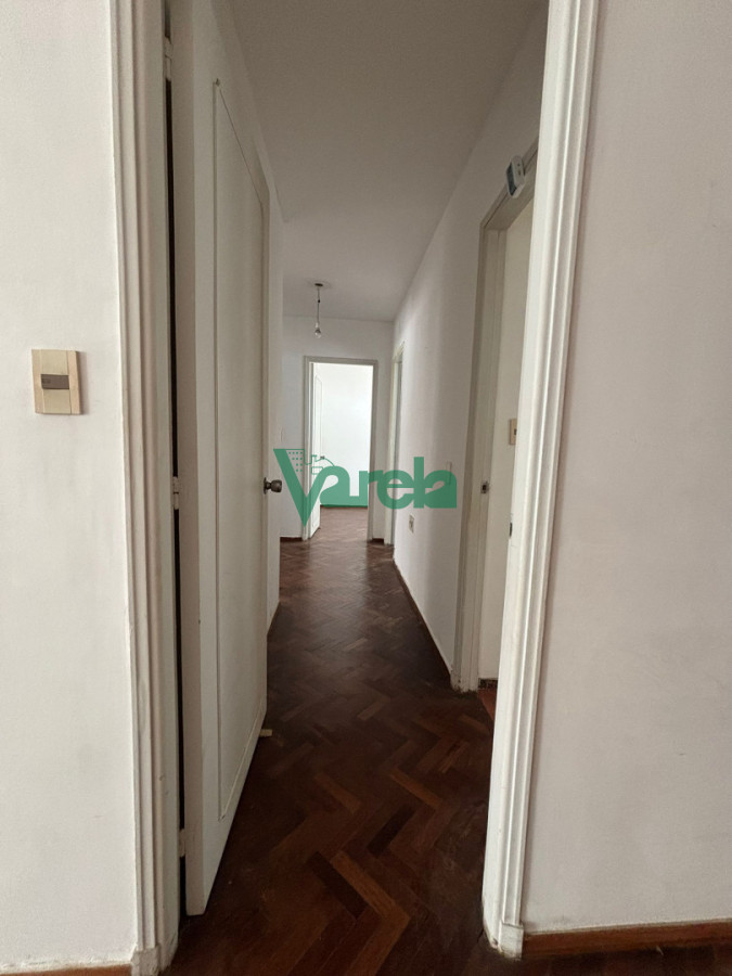 Apartamento ID.22919 - Venta de apartamento 3 dormitorios en Pocitos