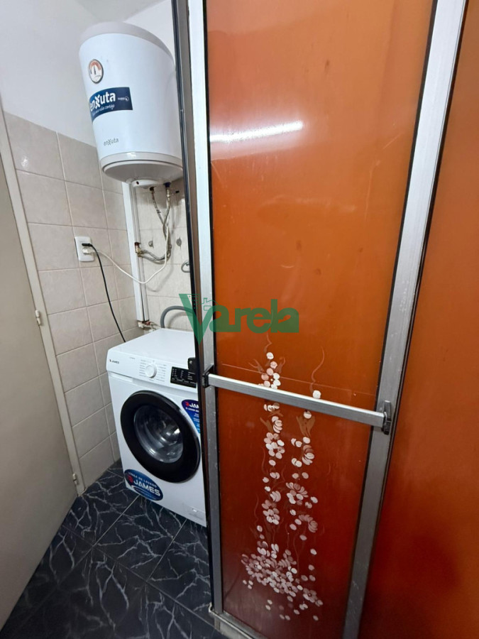 Apartamento ID.22877 - Venta Apartamento 2 Dormitorios 1 Baño Reducto Cochera