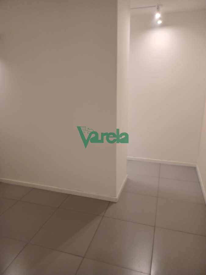 Apartamento ID.22145 - Apartamento para oficina con posibilidad vivienda Cordon 2 dorm