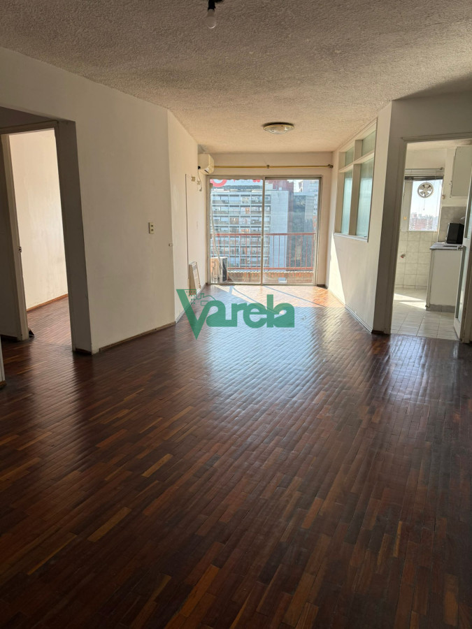Apartamento ID.22604 - Apartamento en venta Parque Batlle 3 dormitorios, 2 baños, y terraza
