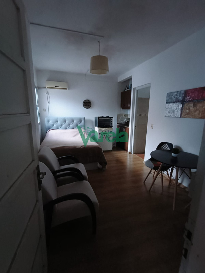 Apartamento ID.22728 - Venta de 2 apartamentos en Cordon, uno de 3 dormitorios y un monoambiente