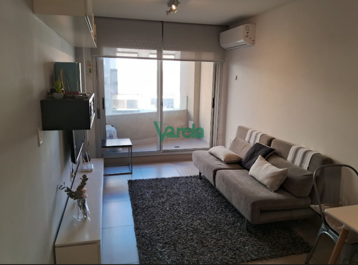 Apartamento ID.22748 - Alquiler Apartamento 1 Dormitorio Pocitos Porteria Piscina Amueblado