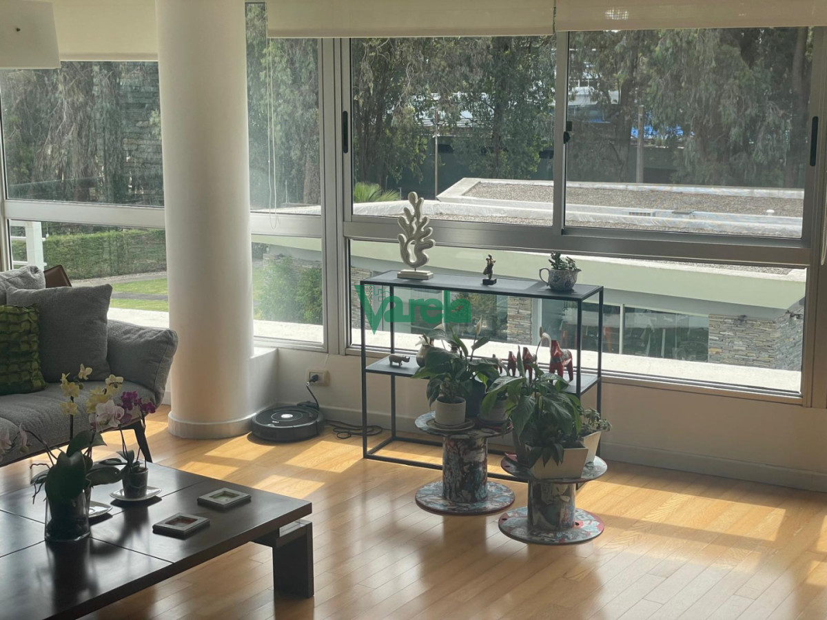 Apartamento ID.22889 - Venta apartamento, Punta Gorda,2 dormitorios,2baños,2 garajes, todos los servicios