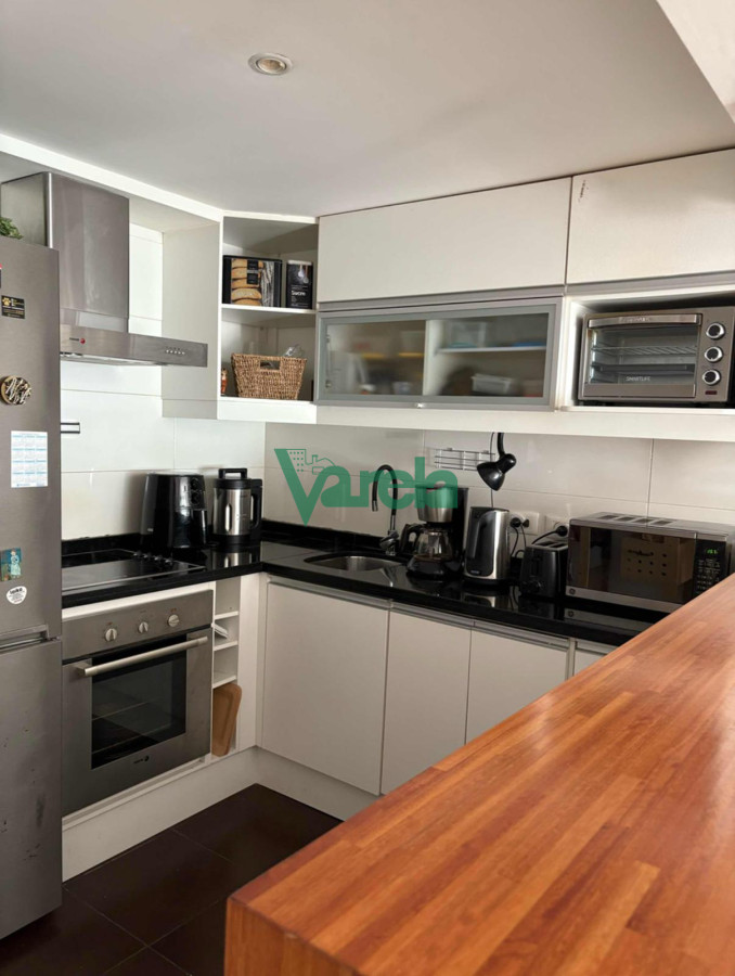 Apartamento ID.22573 - Venta Apartamento 2 Dormitorios 2 Baños Garage Piscina P Carretas