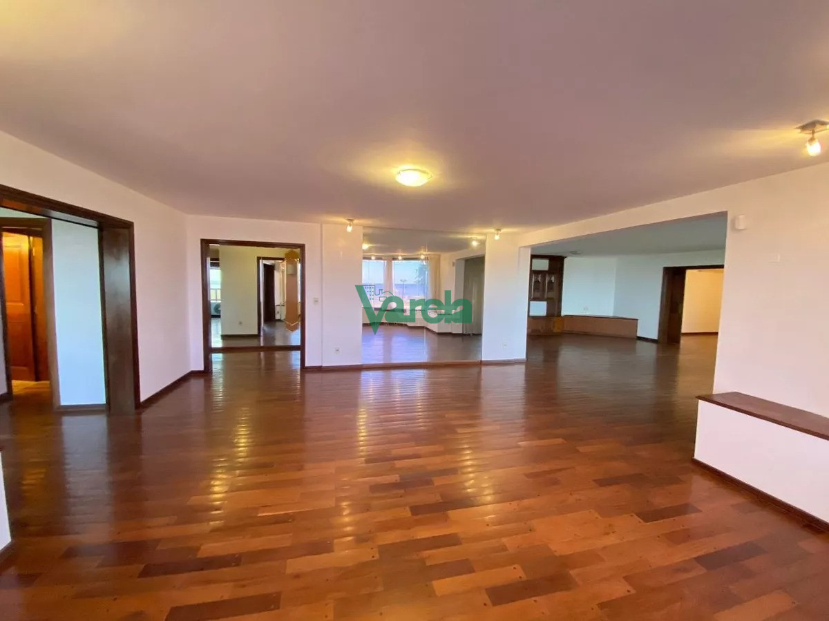 Apartamento ID.22651 - Venta apartamento 5 dormitorios garage 4 baños Punta Carretas