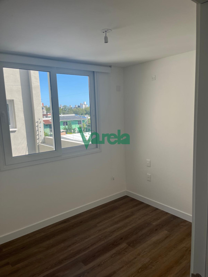 Apartamento ID.22078 - Venta apartamento Malvín 2dorm con parrillero,, a estrenar, finas terminaciones
