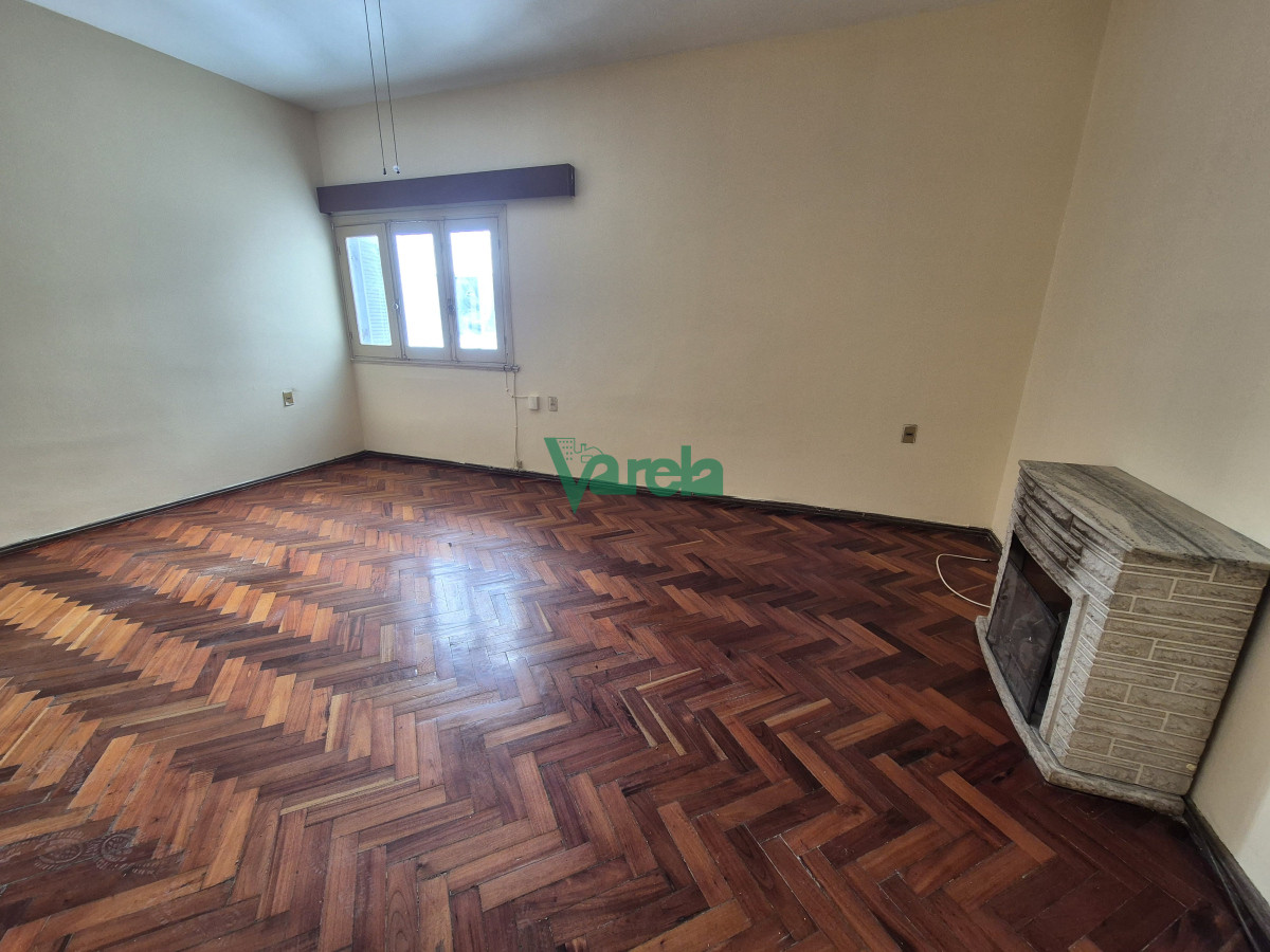 Apartamento ID.22633 - Apartamento en alquiler en Cordon a metros de 18, 2 dormitorios, terraza, servicio
