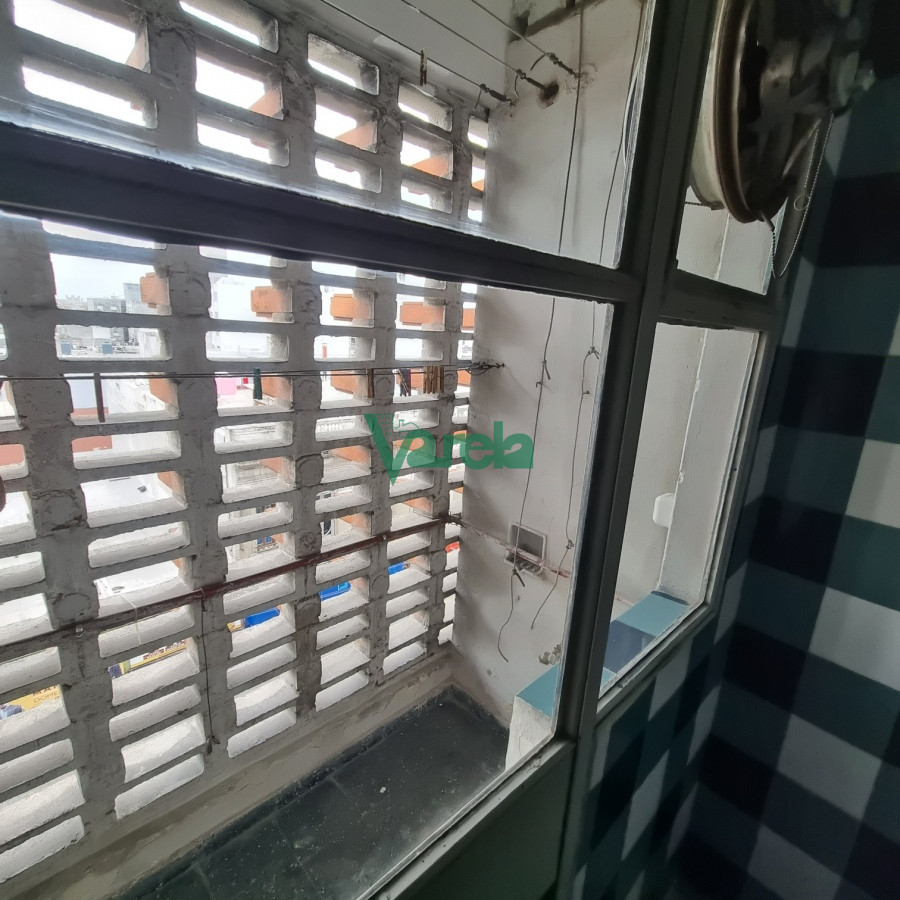 Apartamento ID.21902 - Alquiler apartamento 2 dorm Colonia esq Roxlo