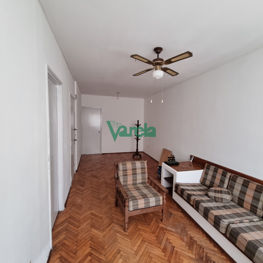 Apartamento ID.21902 - Alquiler apartamento 2 dorm Colonia esq Roxlo