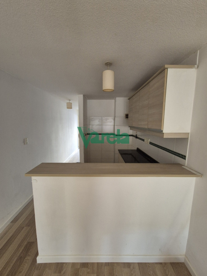 Apartamento ID.23043 - Venta de apartamento, Pocitos, 1 dormitorio con terraza y patio