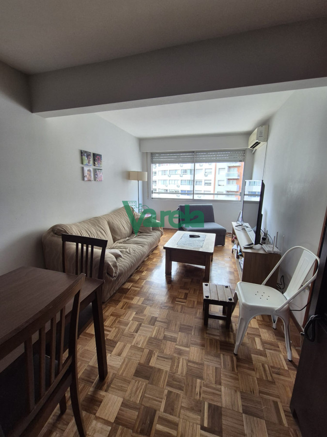 Apartamento ID.22665 - Venta apartamento en Tres Cruces 2 dormitorios mas un tercer dormitorio