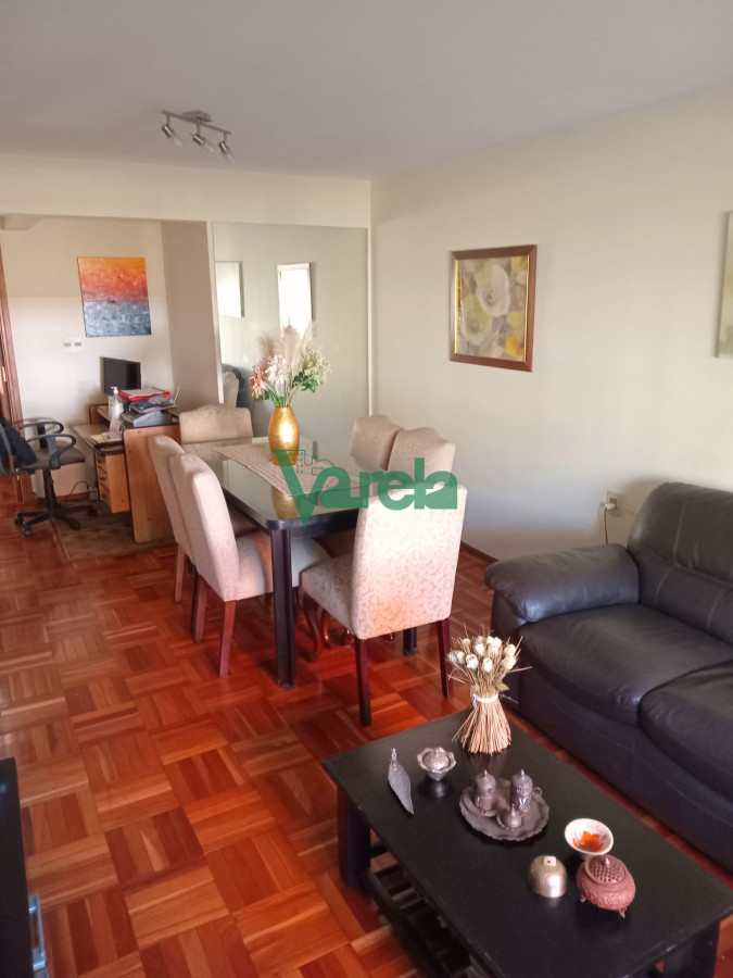Apartamento ID.22652 - Venta apartamento, Malvin,3 dorm, 3 baños, patio con parrillero y cochera