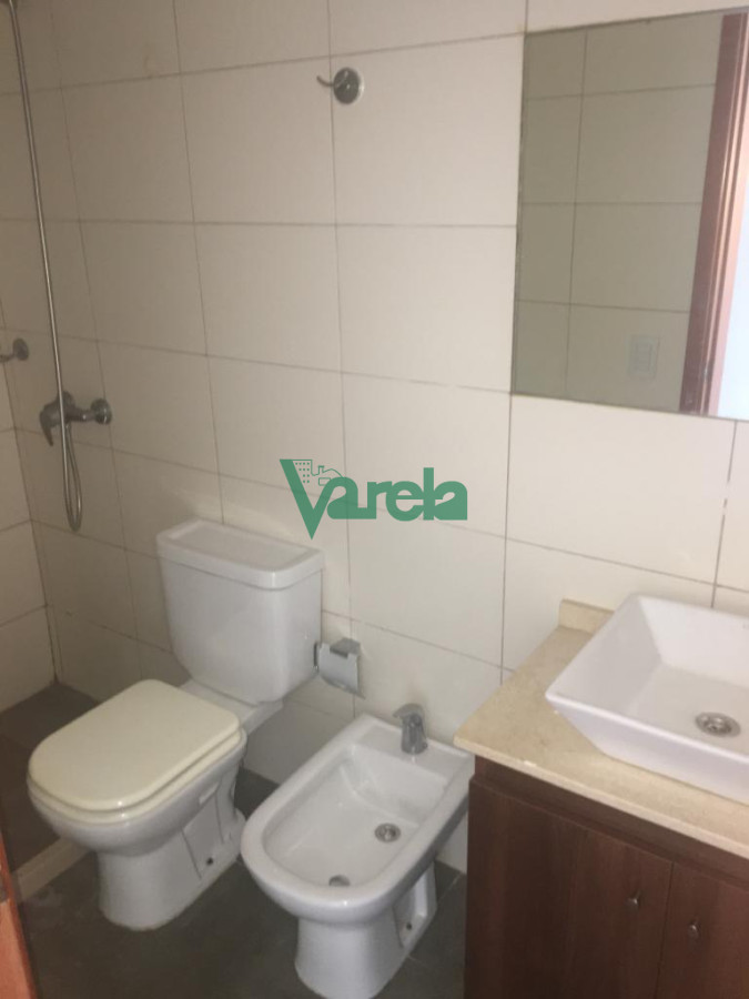 Apartamento ID.21270 - Alquiler apartamento monoambiente Malvín al frente a metros rambla