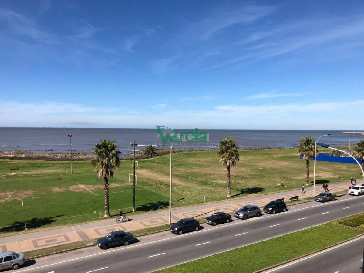Apartamento ID.22651 - Venta apartamento 5 dormitorios garage 4 baños Punta Carretas