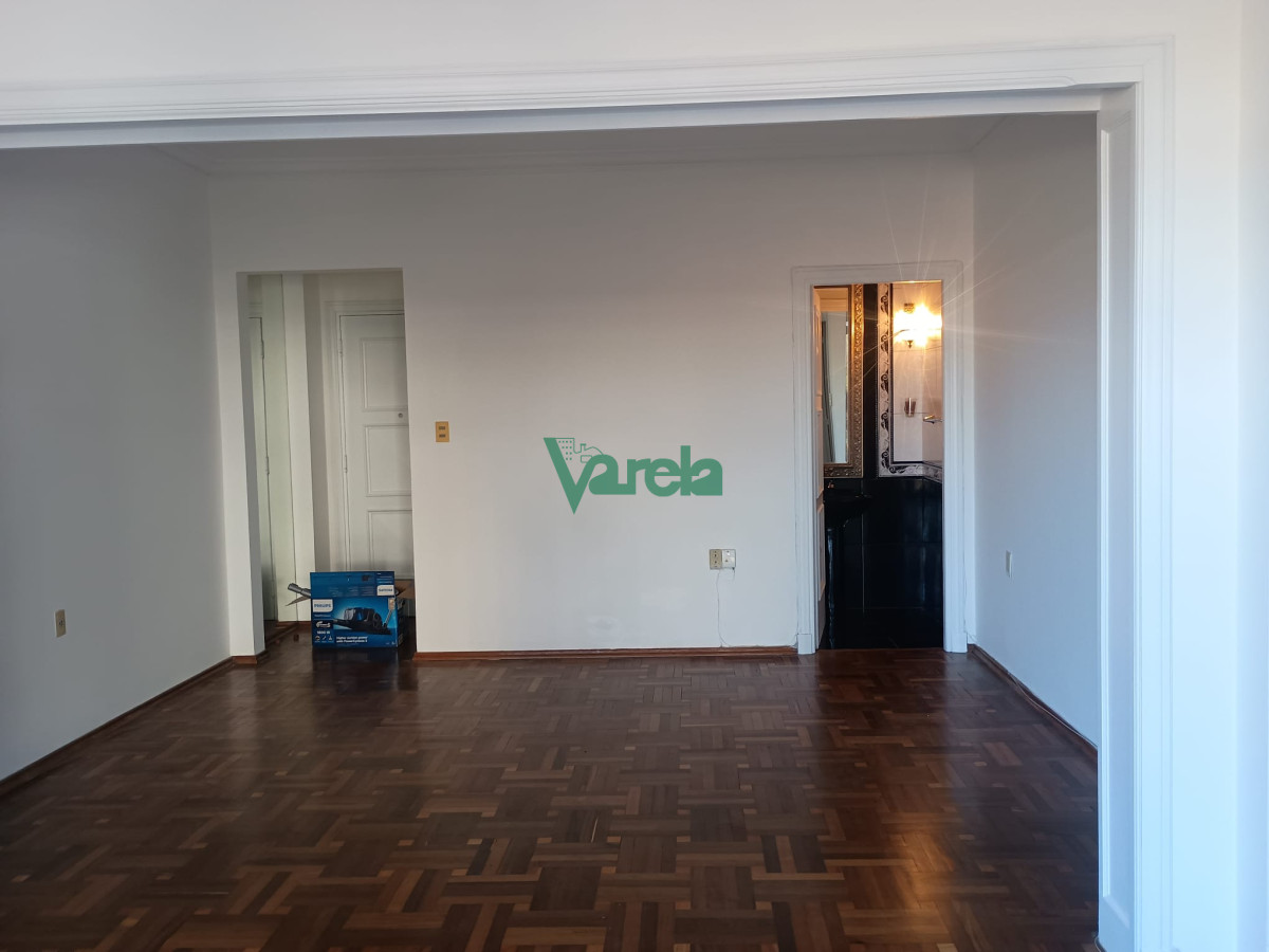 Apartamento ID.22725 - Alquiler Apartamento 3 Dormitorios servicio garage punta carretas