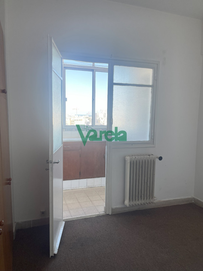 Apartamento ID.22833 - Apartamento alquiler Cordon sobre 18 de Julio 3 dormitorios y serv