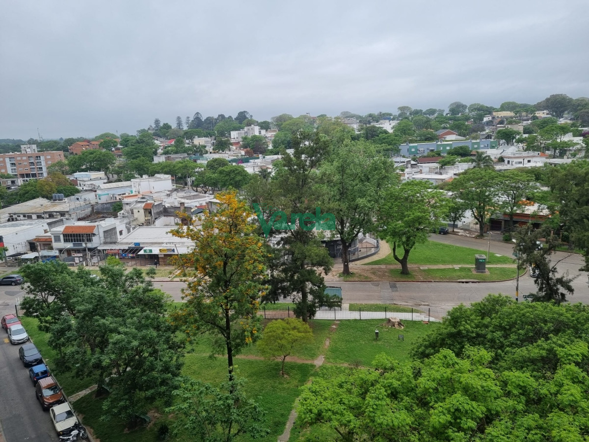 Apartamento ID.21982 - Apartamento venta, Parque Posadas Prado, 4 dormitorios 2 baños