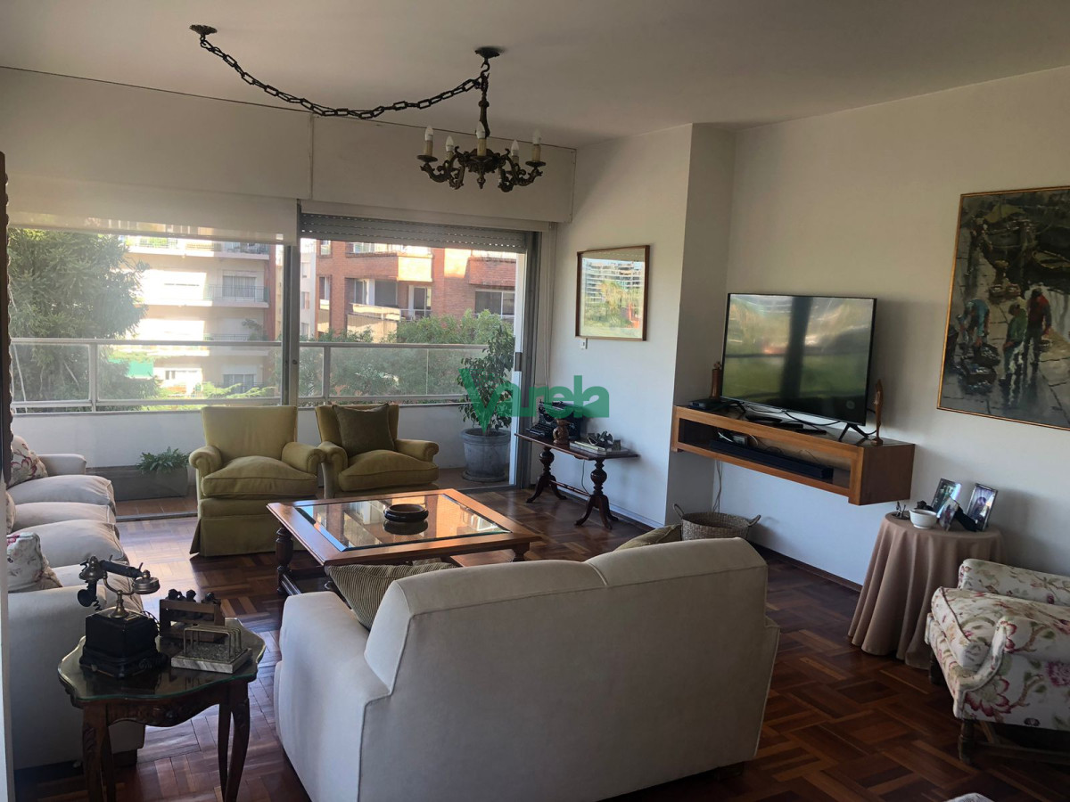 Apartamento ID.22254 - Venta, apartamento Villa Biarritz, 3 dormitorios,4 baños, terrazas, losa