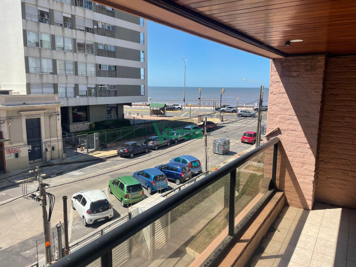 Apartamento ID.21871 - Venta apartamento Malvín 2dorm amplio,2 baños, gje, finas terminaciones