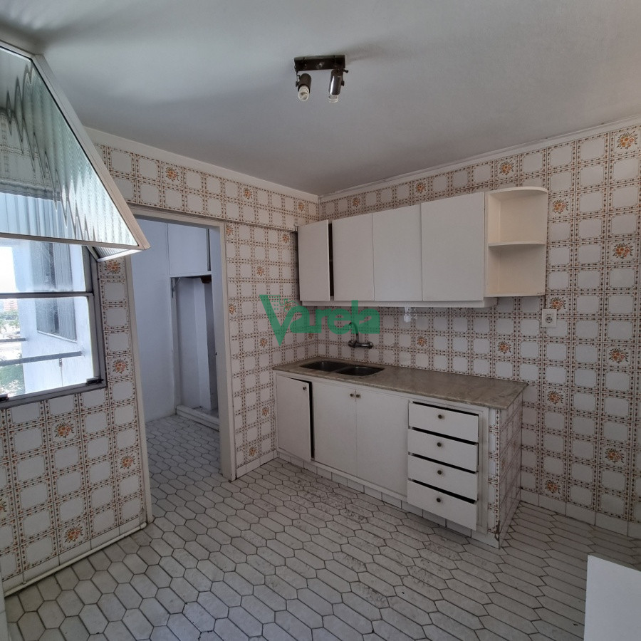 Apartamento ID.21765 - Alquiler apartamento en Pocitos, 1 dormitorio+ 1 dorm de serv, 2 baños