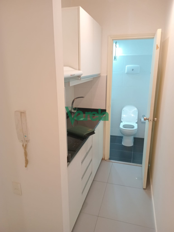 Apartamento ID.22145 - Apartamento para oficina con posibilidad vivienda Cordon 2 dorm