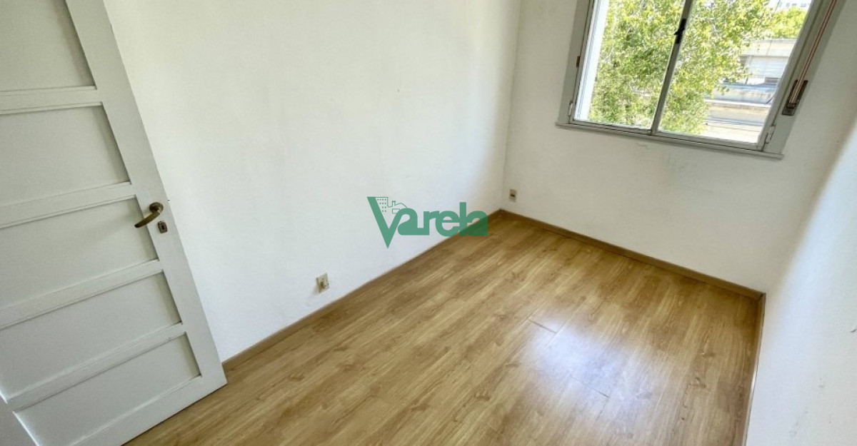 Apartamento ID.22728 - Venta de 2 apartamentos en Cordon, uno de 3 dormitorios y un monoambiente